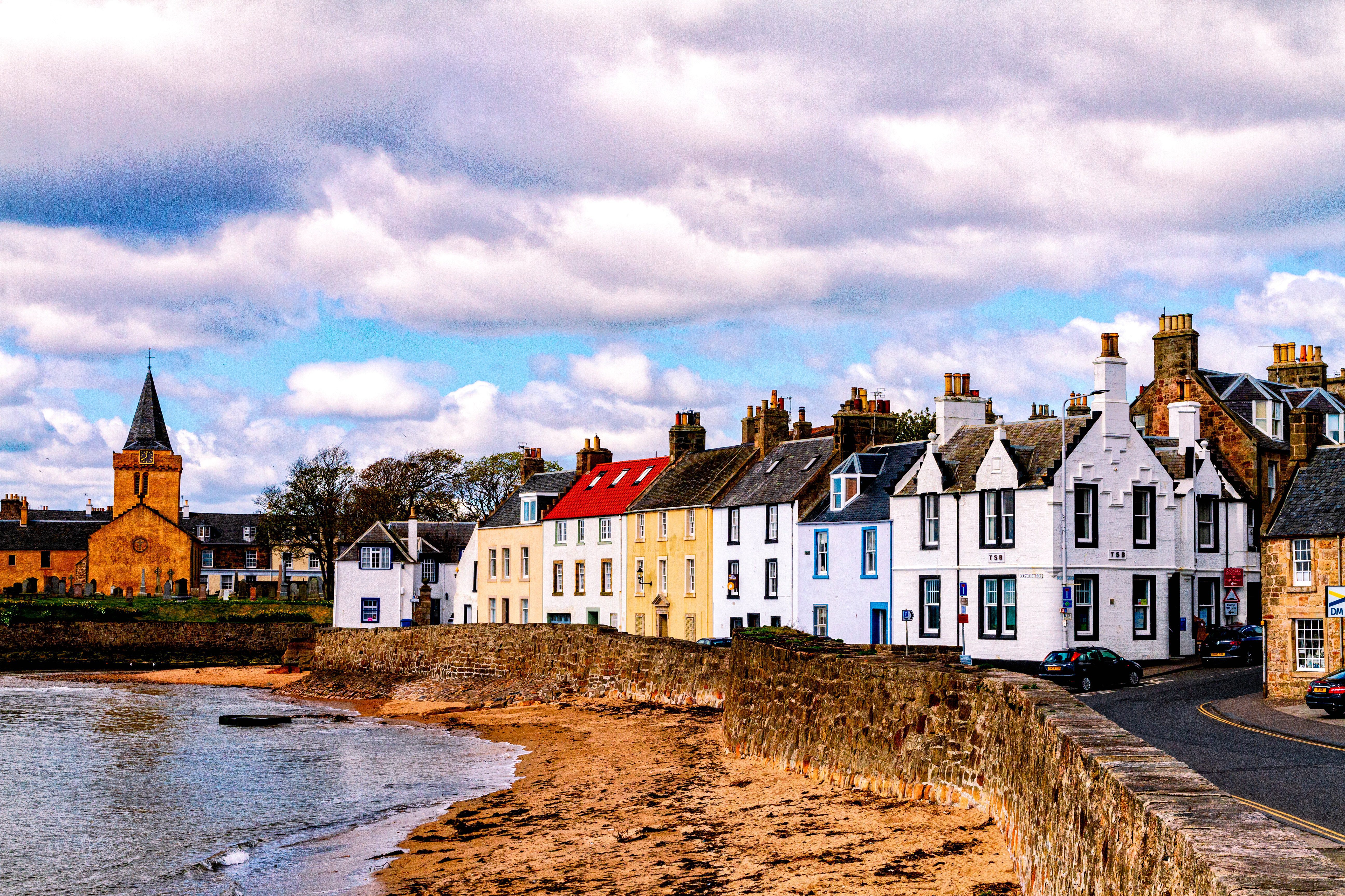 colourful houses in the Scottish coastline 