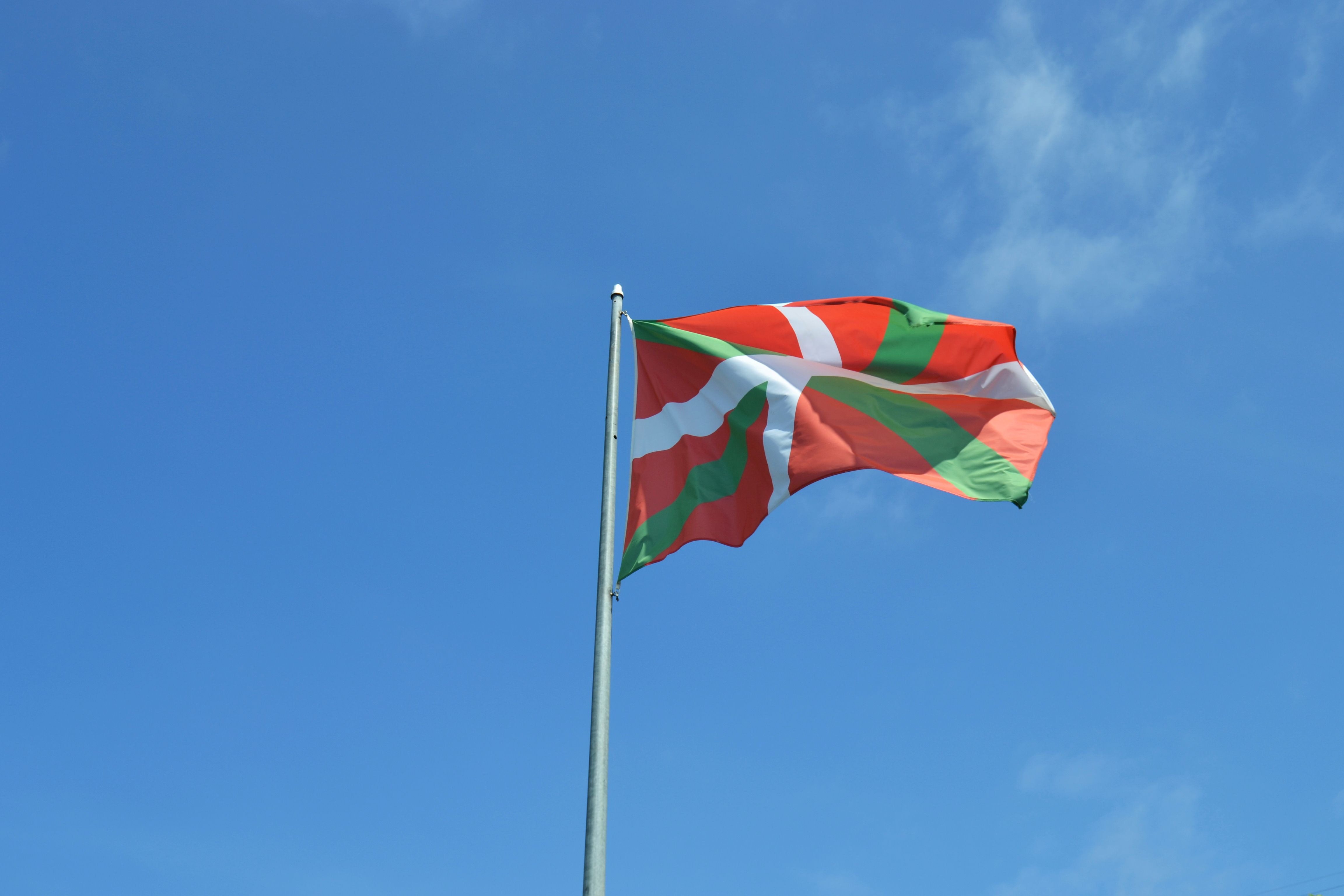 euskadi flag